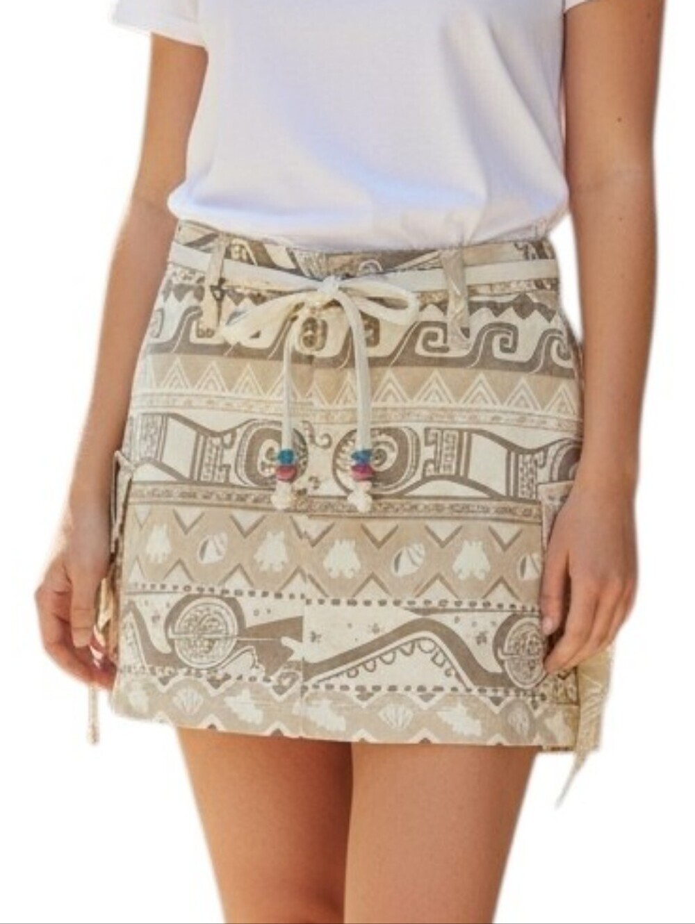 Disney Her Universe Hot Topic Moana Beige and Cream Tribal Print Mini Skirt